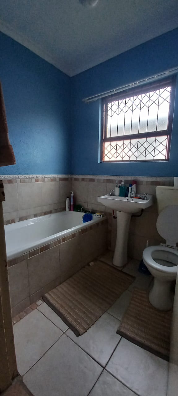 2 Bedroom Property for Sale in Motherwell Nu 5 Eastern Cape